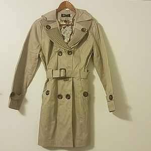 NWT Khaki cotton trench coat